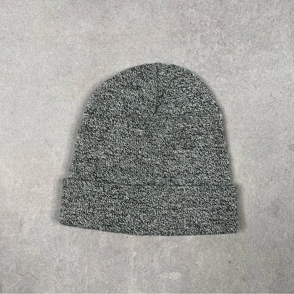 Carhartt Black and White Knit Beanie - Picture 2 of 3